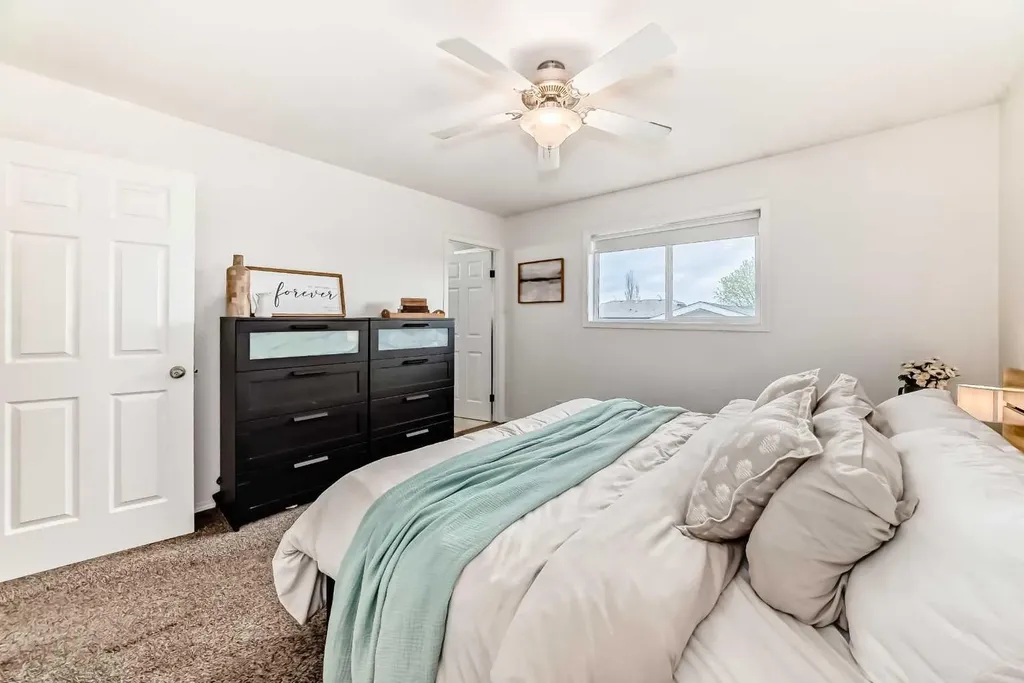 6 Timmons Close Lacombe AB T4L 2M7
