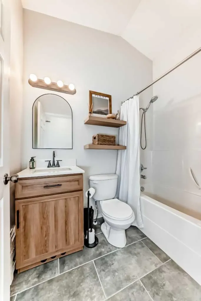 6 Timmons Close Lacombe AB T4L 2M7