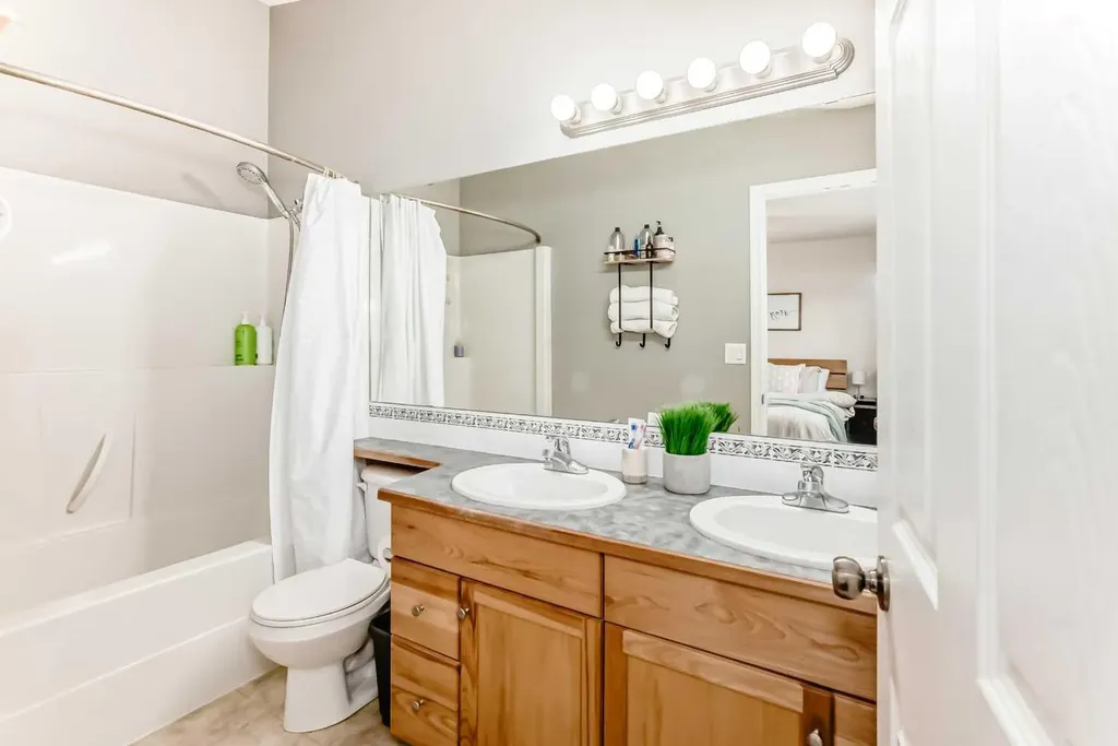 6 Timmons Close Lacombe AB T4L 2M7