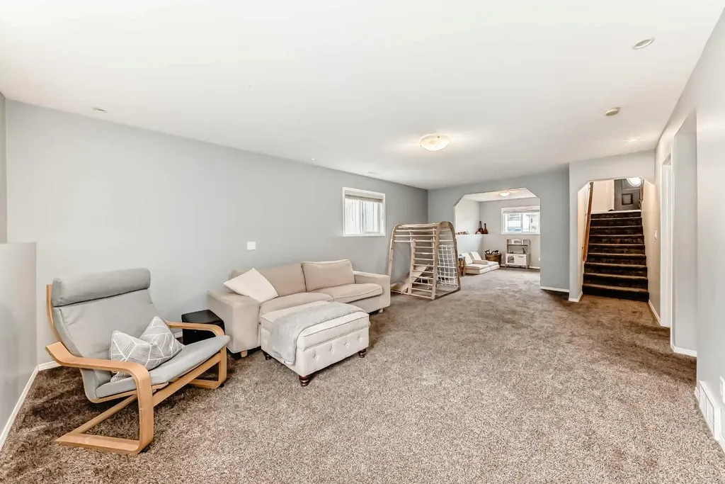 6 Timmons Close Lacombe AB T4L 2M7