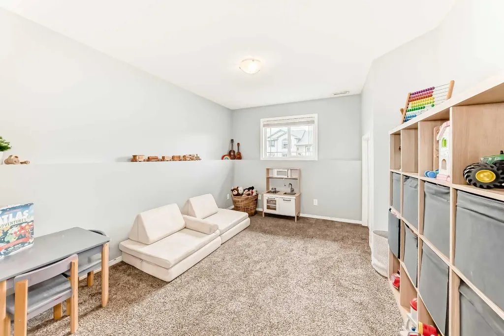 6 Timmons Close Lacombe AB T4L 2M7