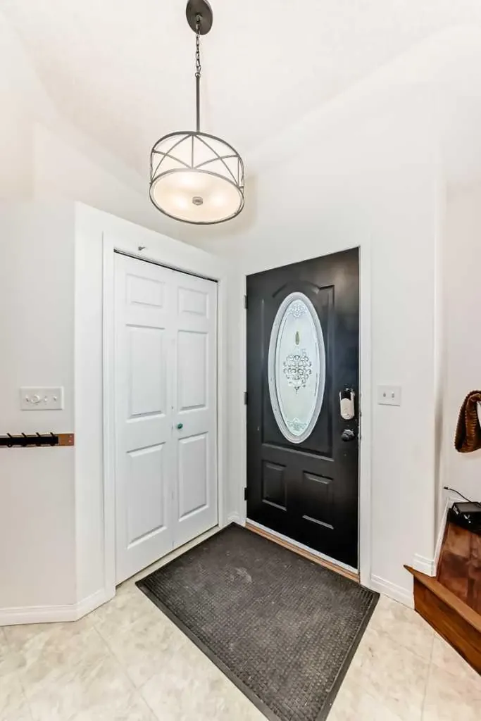 6 Timmons Close Lacombe AB T4L 2M7
