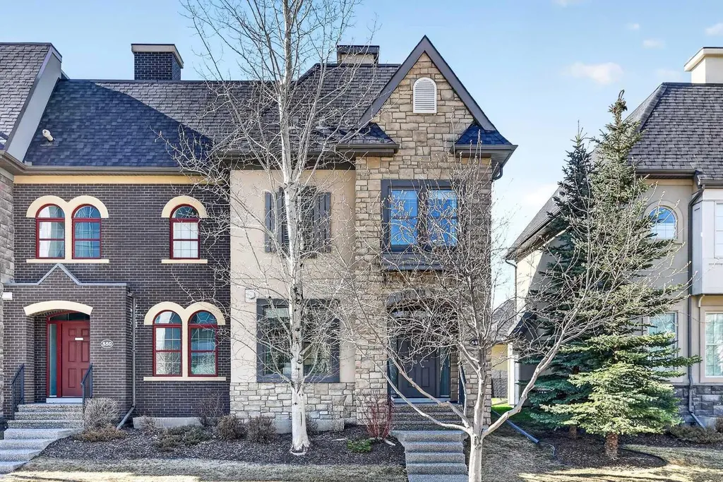 548 Quarry Park Boulevard SE Calgary AB T2C 5E8