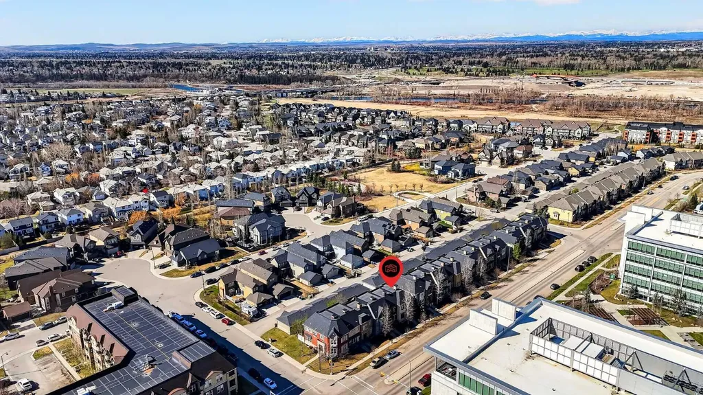 548 Quarry Park Boulevard SE Calgary AB T2C 5E8