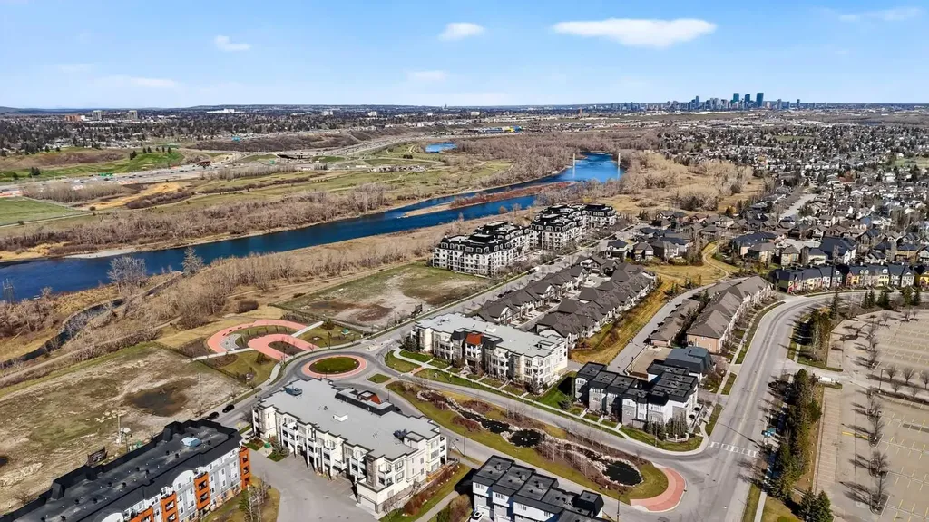 548 Quarry Park Boulevard SE Calgary AB T2C 5E8