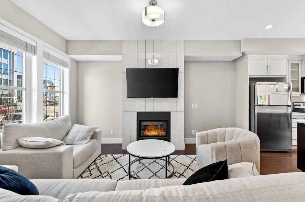 548 Quarry Park Boulevard SE Calgary AB T2C 5E8