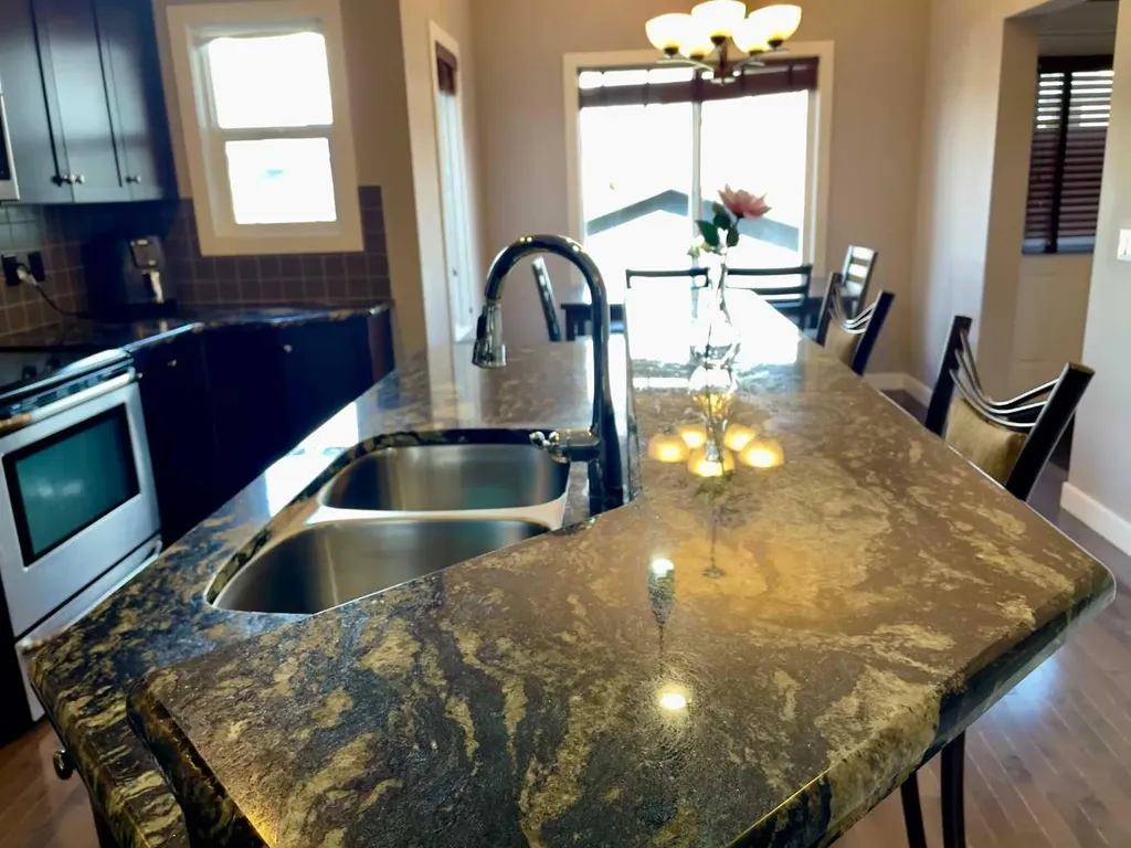 209 Evansdale Landing NW Calgary AB T3P 0C6