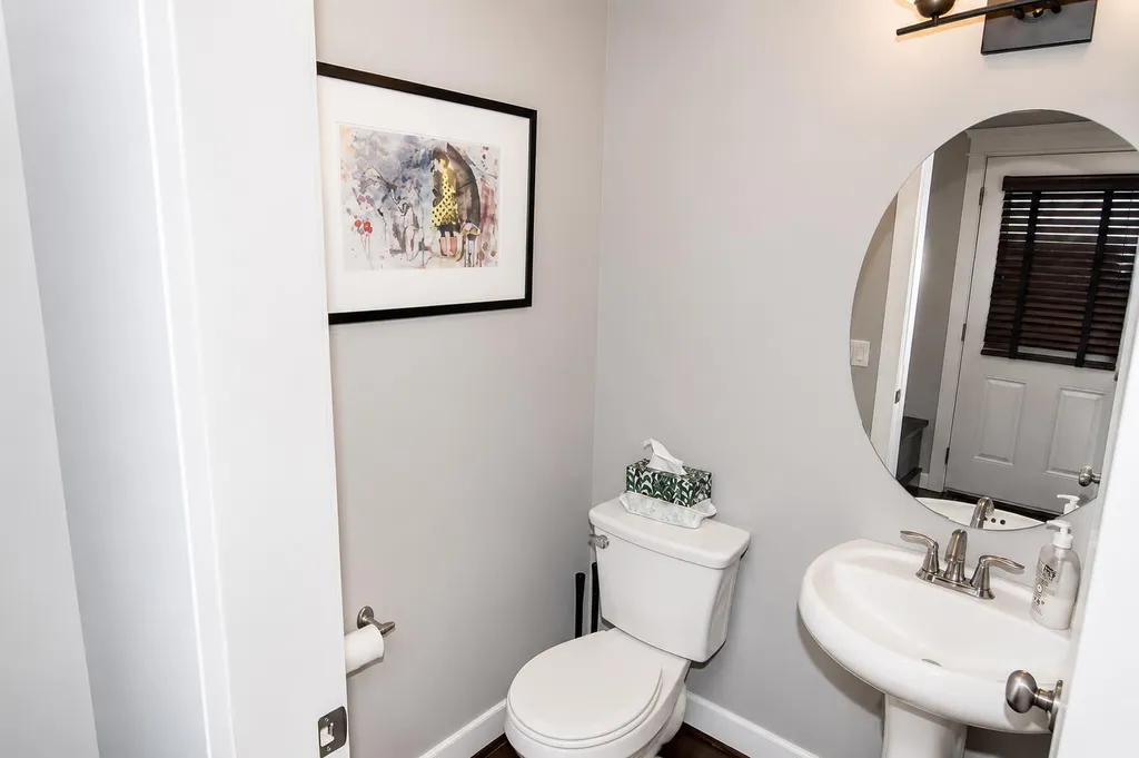 209 Evansdale Landing NW Calgary AB T3P 0C6