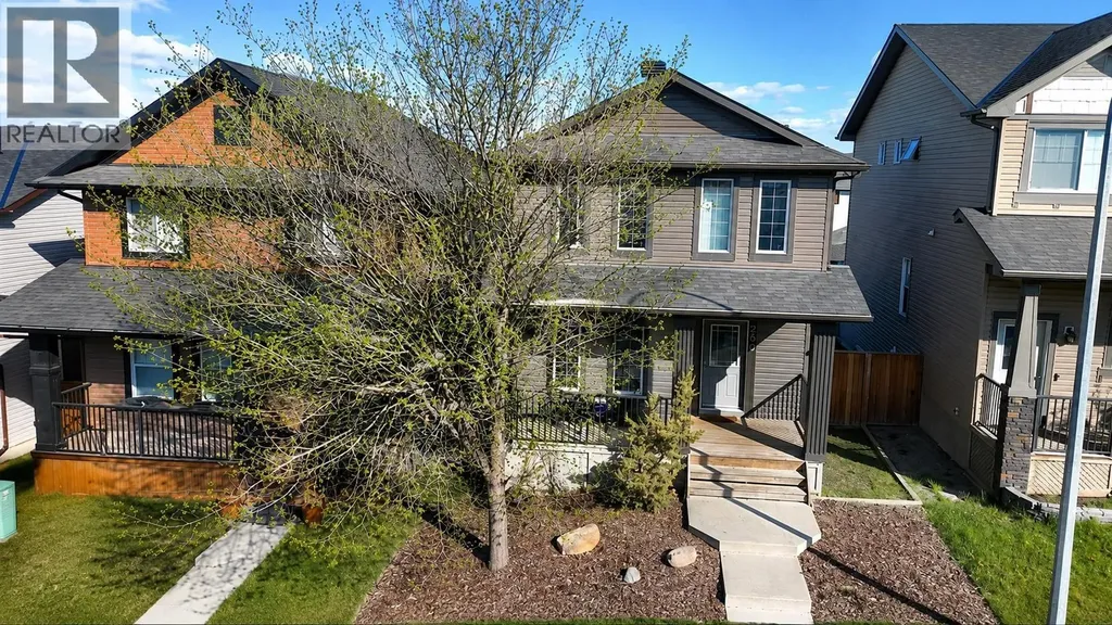 209 Evansdale Landing NW Calgary AB T3P 0C6