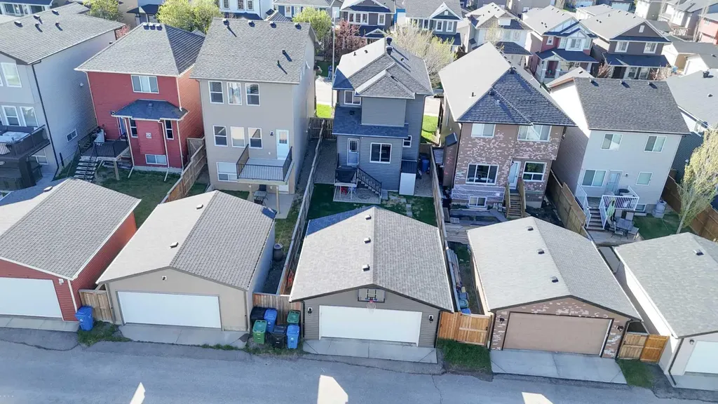 209 Evansdale Landing NW Calgary AB T3P 0C6