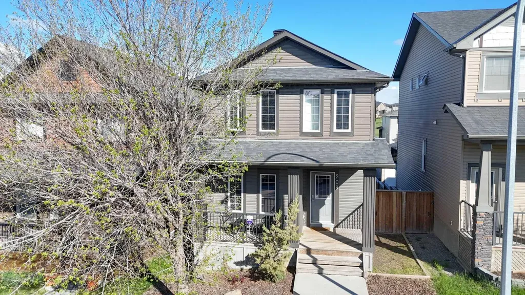 209 Evansdale Landing NW Calgary AB T3P 0C6