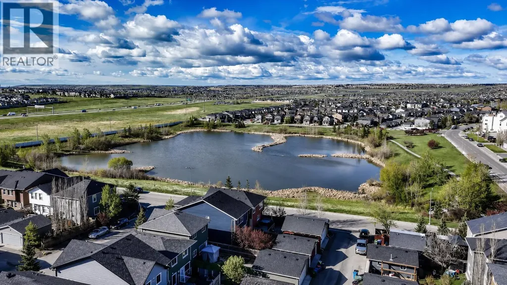 209 Evansdale Landing NW Calgary AB T3P 0C6