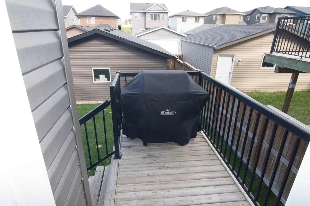 209 Evansdale Landing NW Calgary AB T3P 0C6