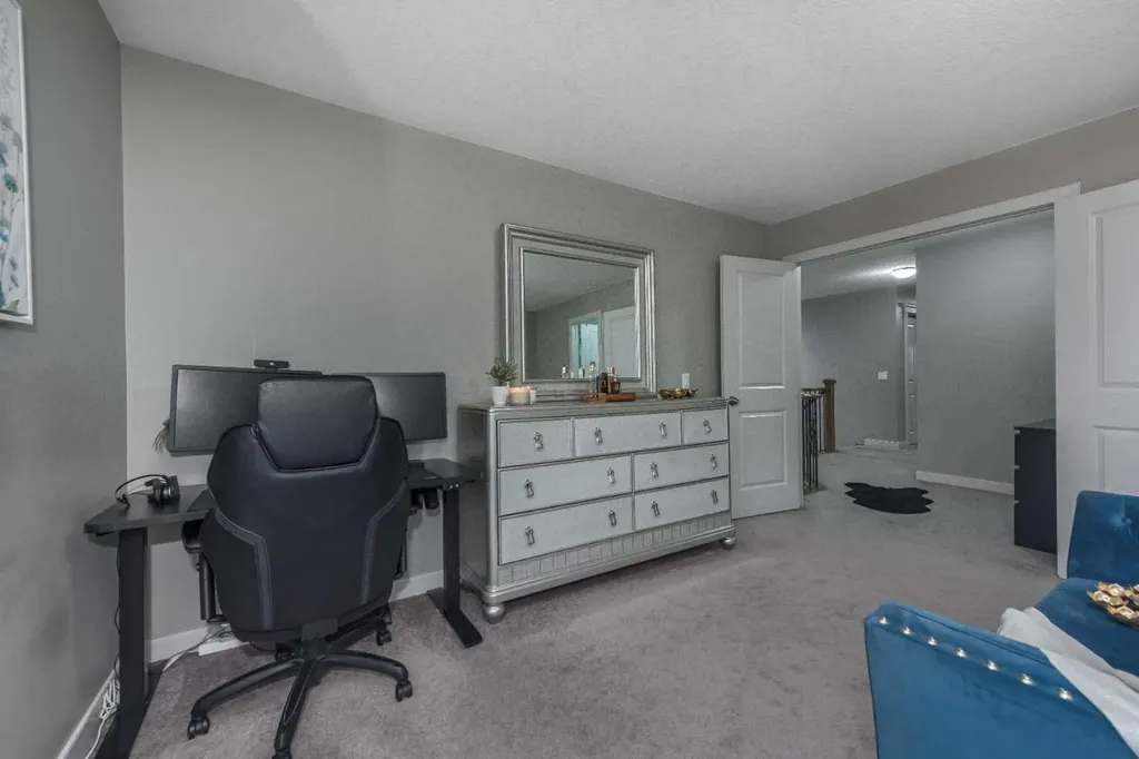 76 Evanspark Circle NW Calgary AB T3P 0B4