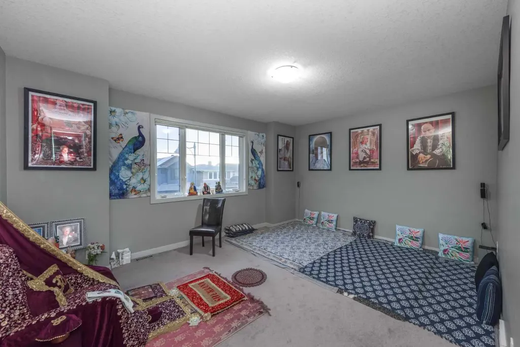 76 Evanspark Circle NW Calgary AB T3P 0B4
