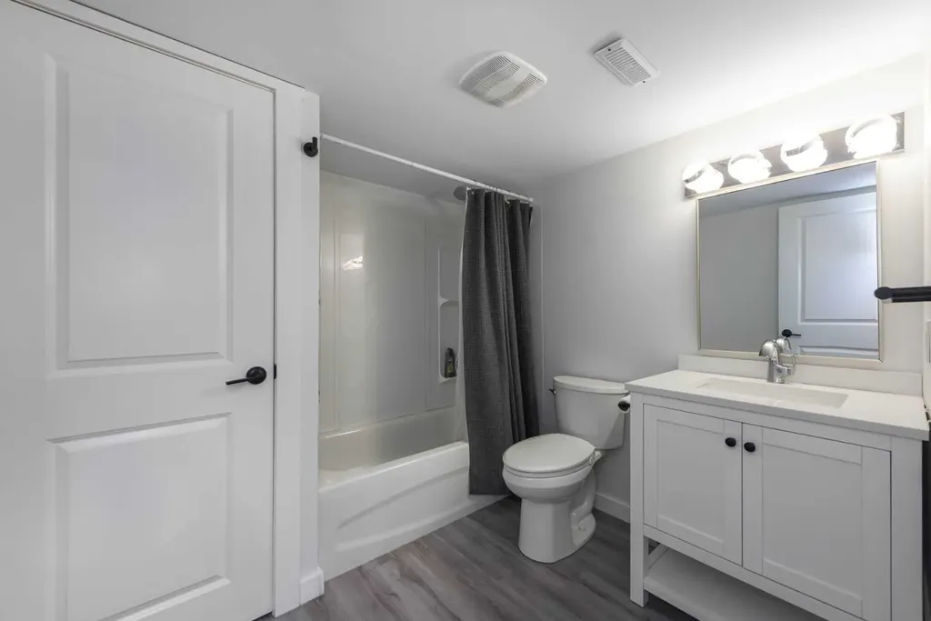 76 Evanspark Circle NW Calgary AB T3P 0B4