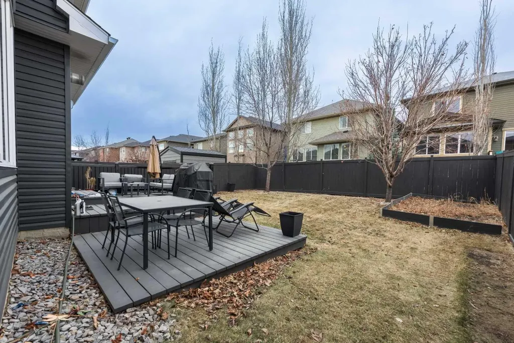76 Evanspark Circle NW Calgary AB T3P 0B4