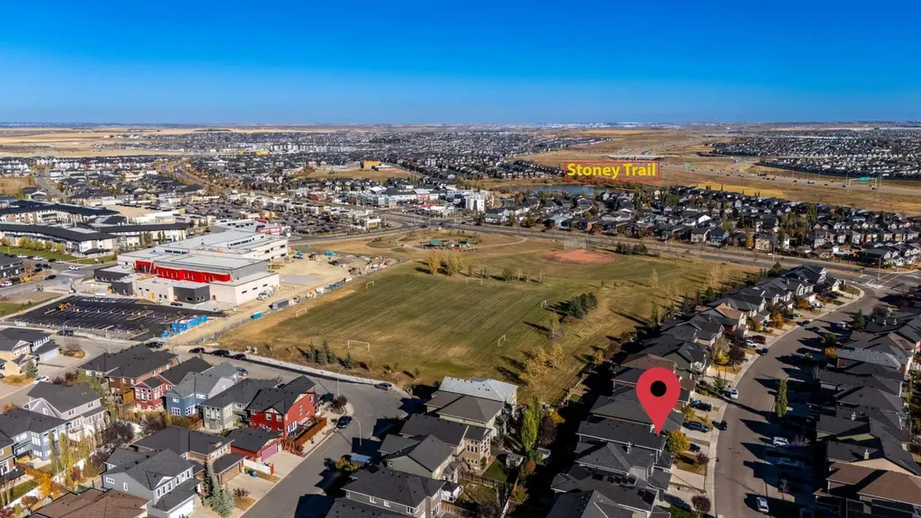 76 Evanspark Circle NW Calgary AB T3P 0B4