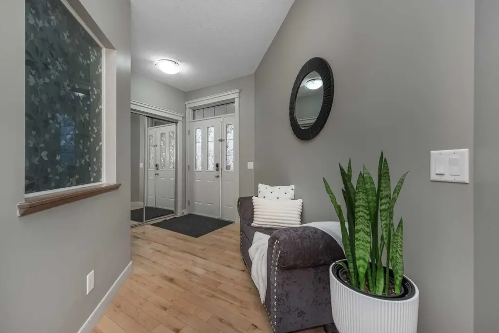 76 Evanspark Circle NW Calgary AB T3P 0B4