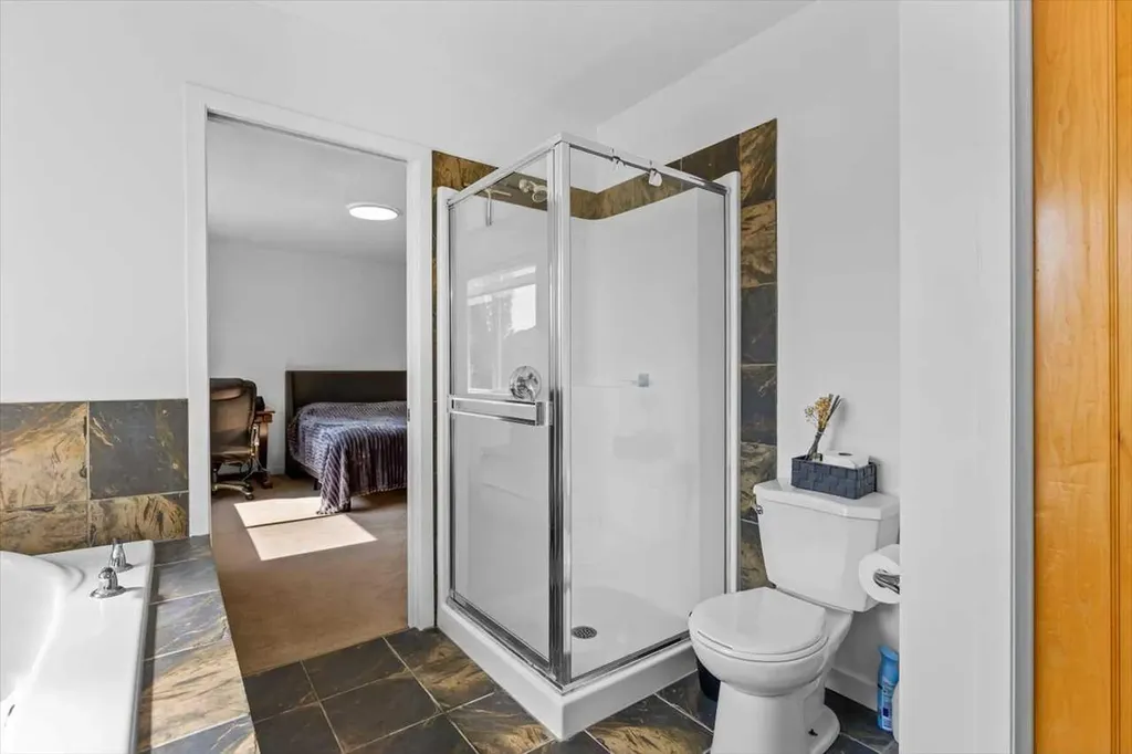 57 Everwillow Boulevard SW Calgary AB T2Y4G4