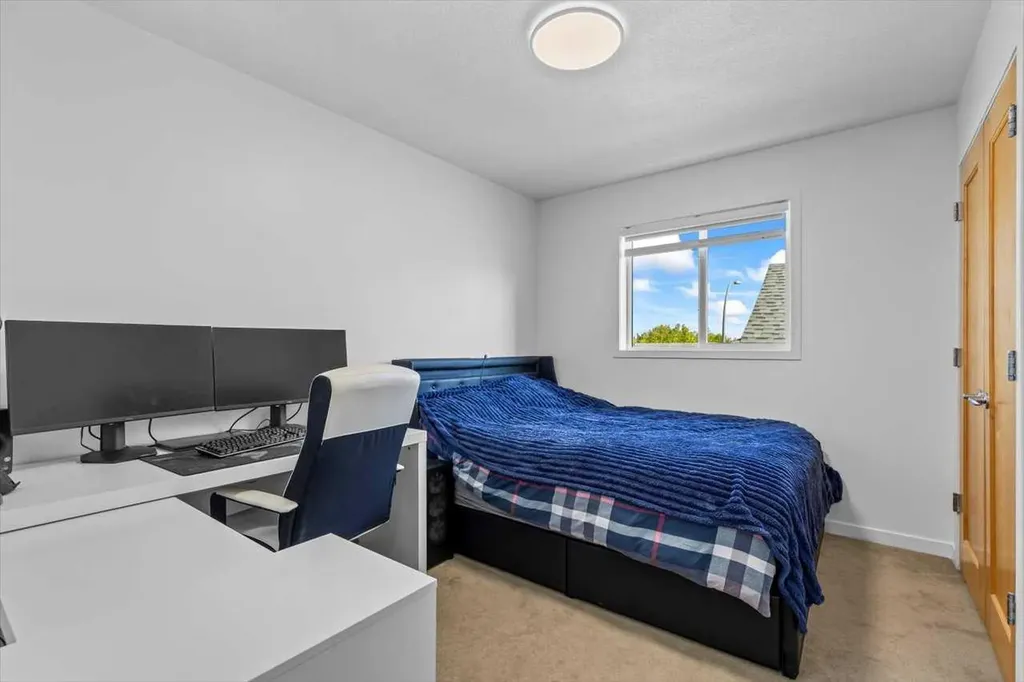 57 Everwillow Boulevard SW Calgary AB T2Y4G4