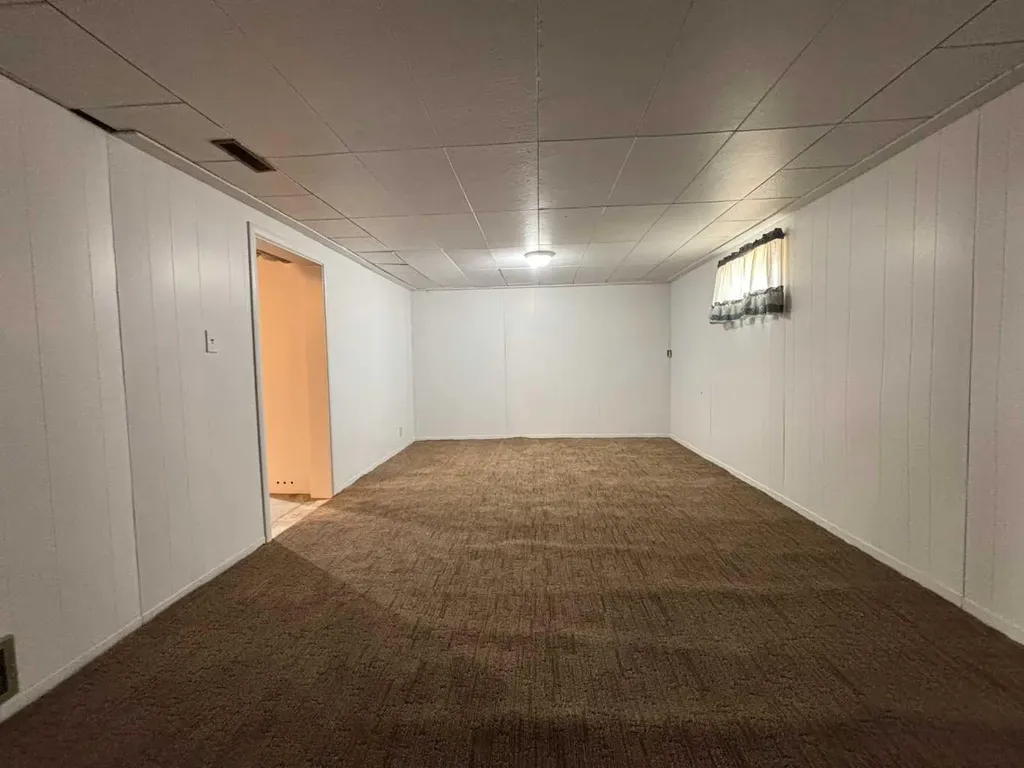 307 Centre Avenue Coutts AB T0K 0N0