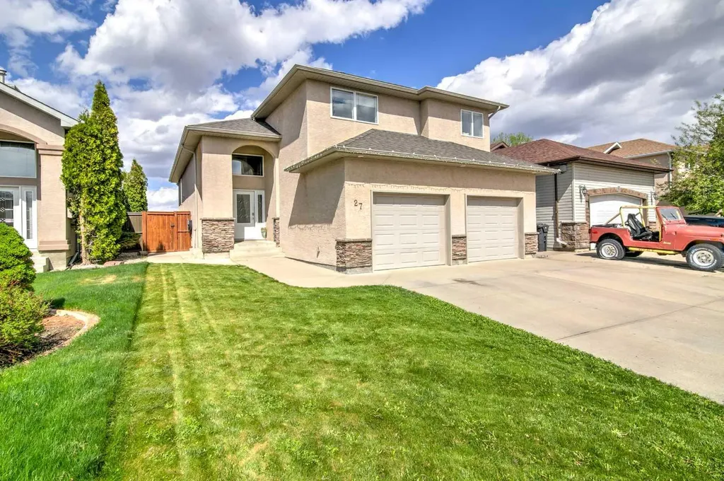 27 Kodiak Boulevard N Lethbridge AB T1H 6S7