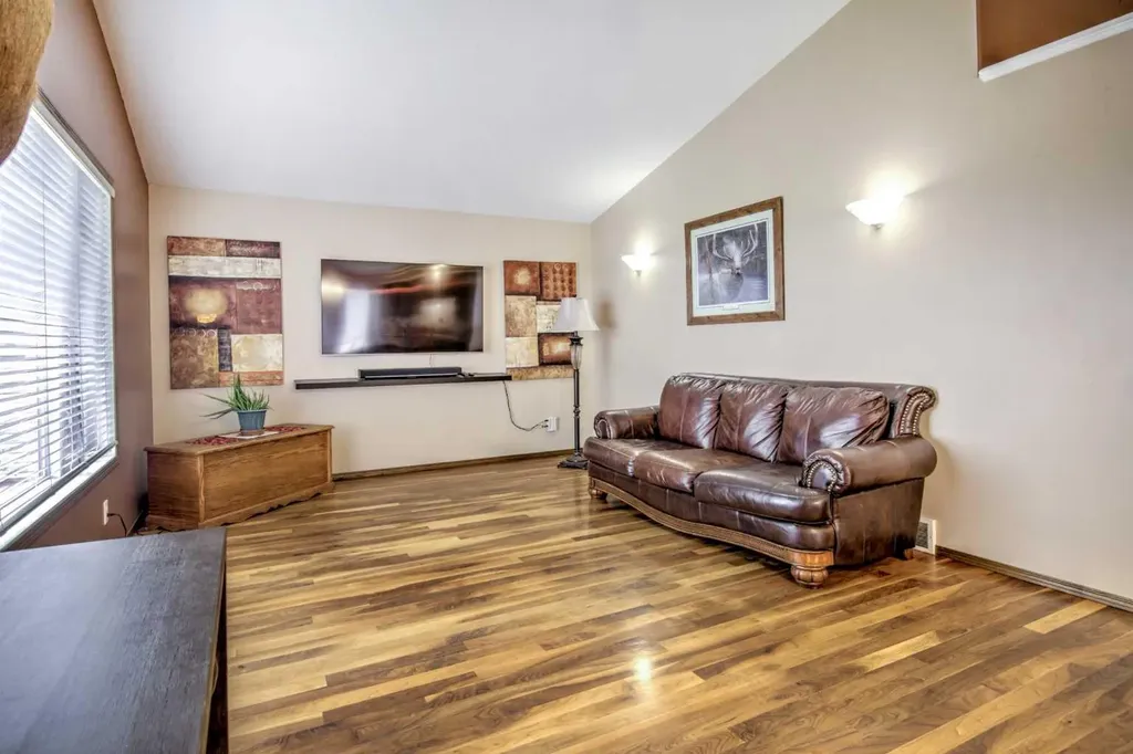 27 Kodiak Boulevard N Lethbridge AB T1H 6S7