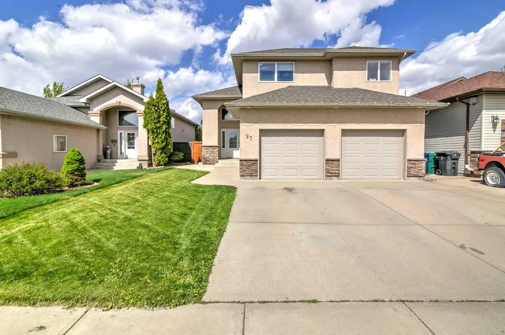 27 Kodiak Boulevard N Lethbridge AB T1H 6S7