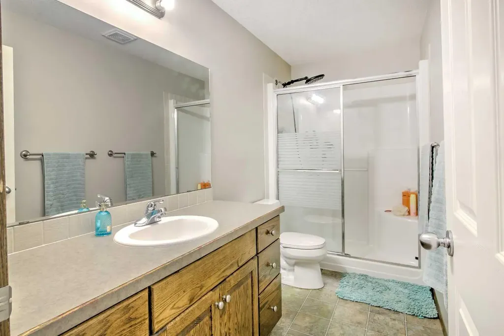 27 Kodiak Boulevard N Lethbridge AB T1H 6S7