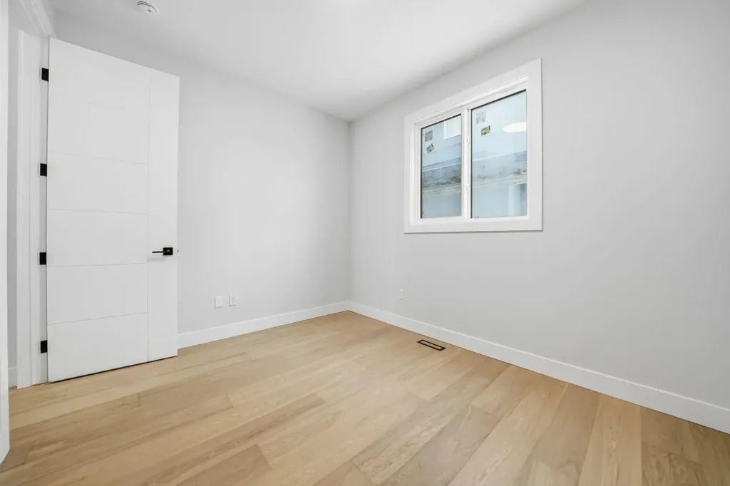 2005 Waterbury Road Chestermere AB T1X2Z1