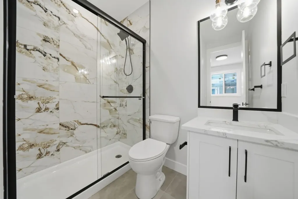 2005 Waterbury Road Chestermere AB T1X2Z1
