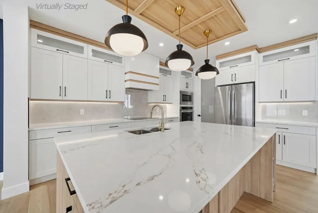 2005 Waterbury Road Chestermere AB T1X2Z1