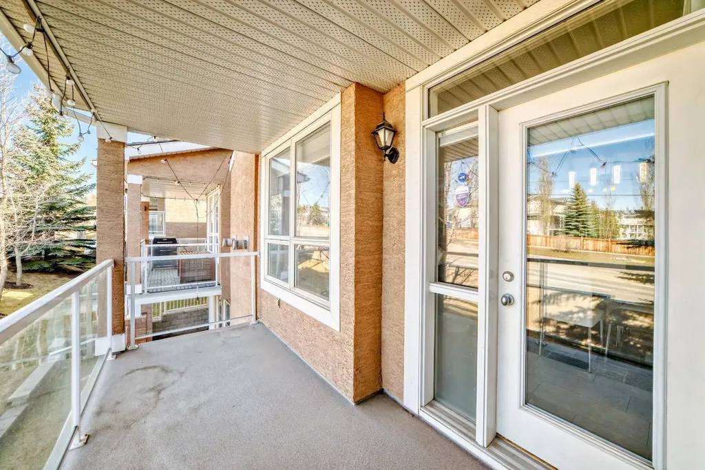 124 Royal Manor NW Calgary AB T3G 5T6