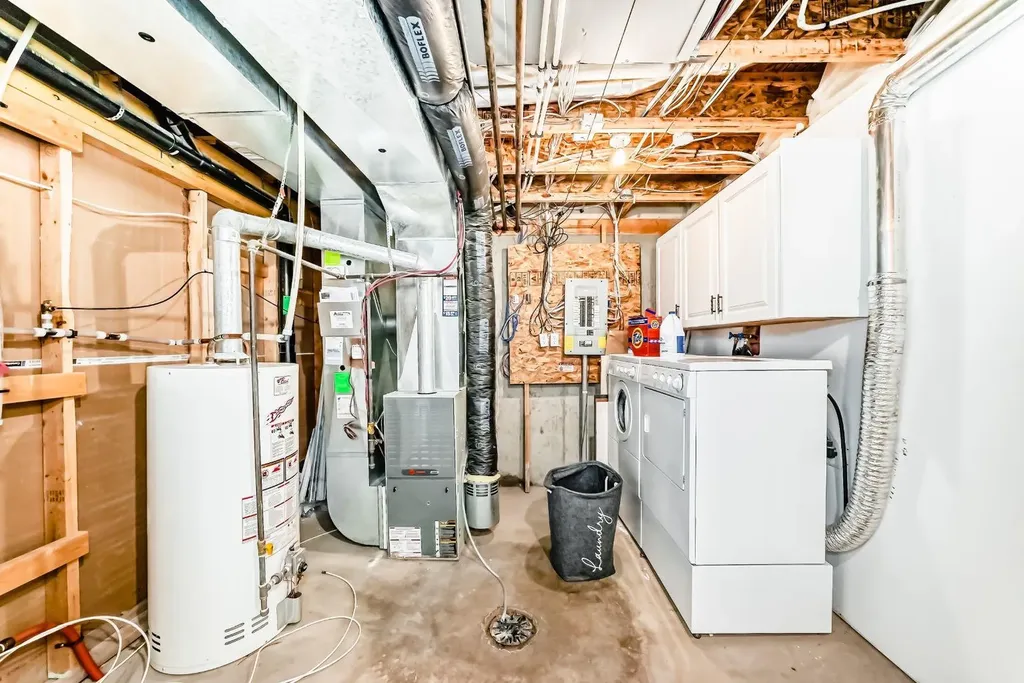 124 Royal Manor NW Calgary AB T3G 5T6