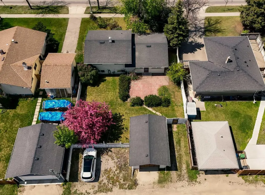 8432 Elbow Drive SW Calgary AB T2V 1K8