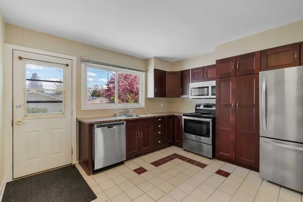 8432 Elbow Drive SW Calgary AB T2V 1K8