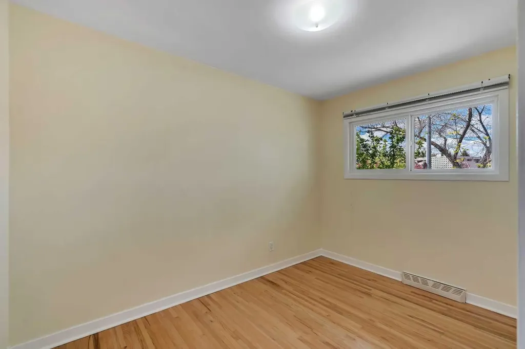 8432 Elbow Drive SW Calgary AB T2V 1K8