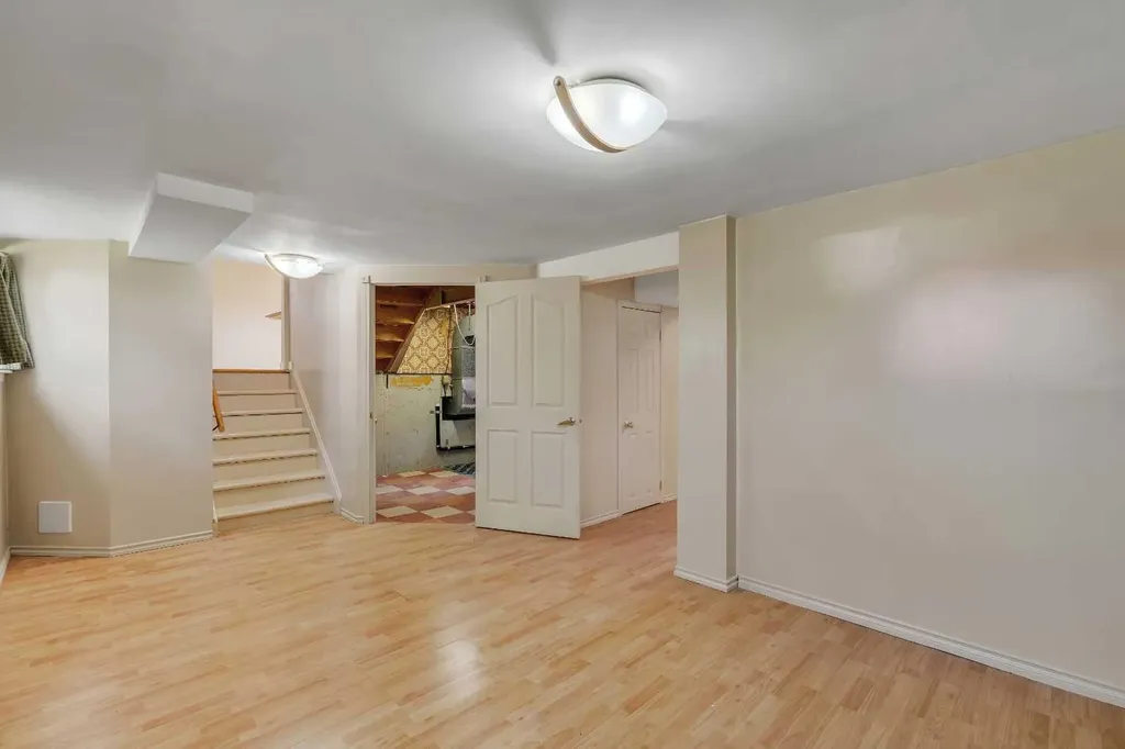 8432 Elbow Drive SW Calgary AB T2V 1K8