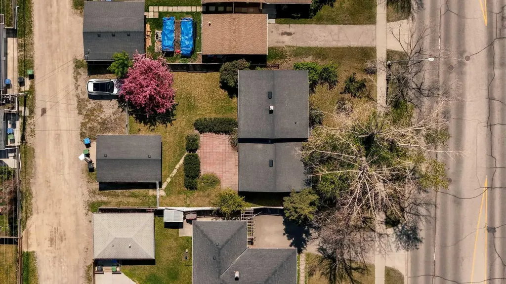8432 Elbow Drive SW Calgary AB T2V 1K8