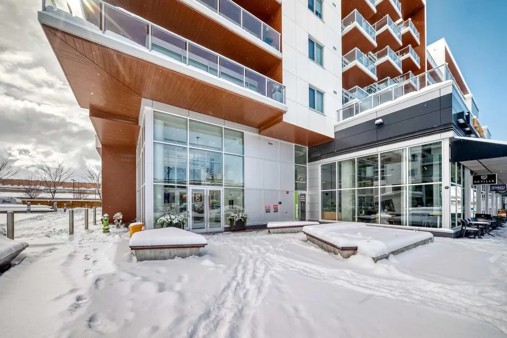 8505 Broadcast Avenue SW Calgary AB T3H 6B5