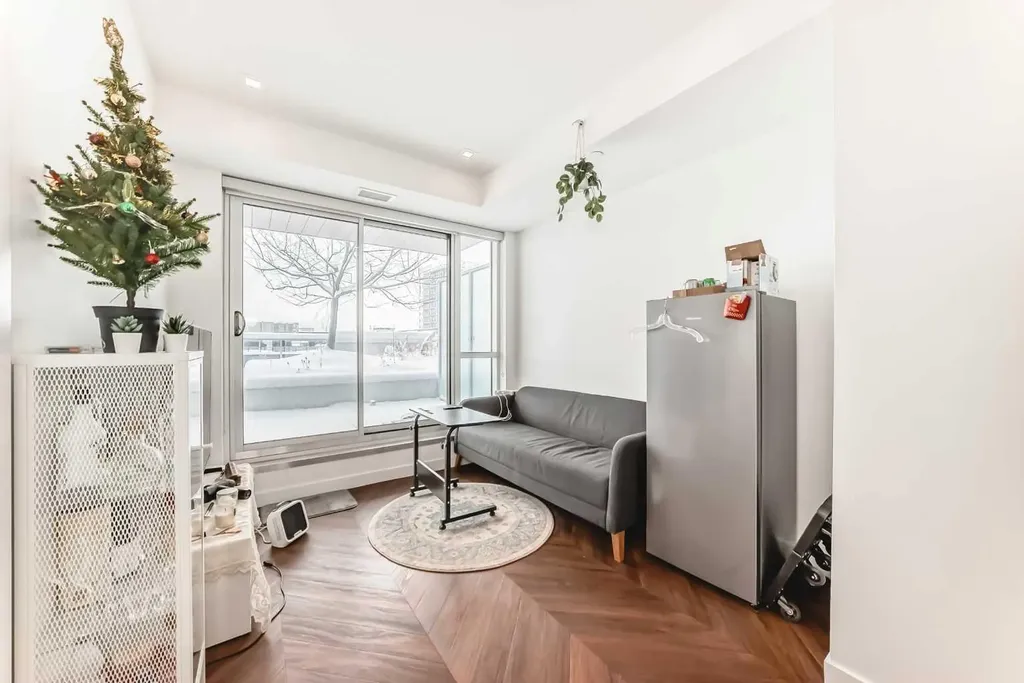 8505 Broadcast Avenue SW Calgary AB T3H 6B5