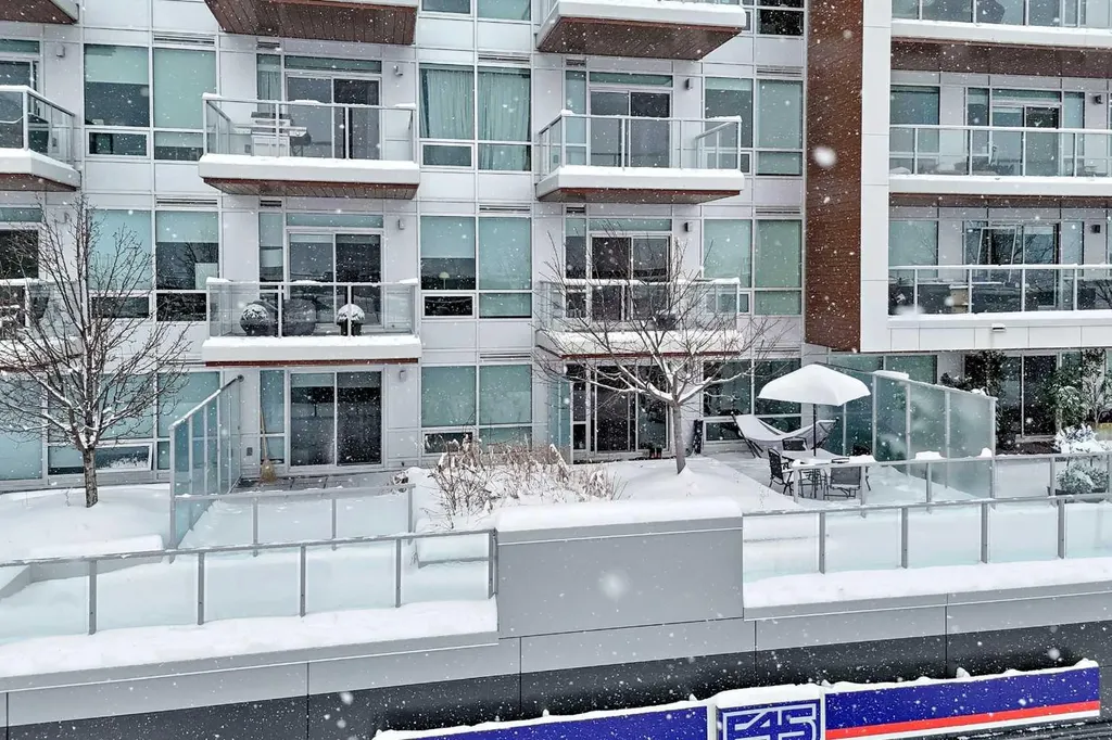 8505 Broadcast Avenue SW Calgary AB T3H 6B5