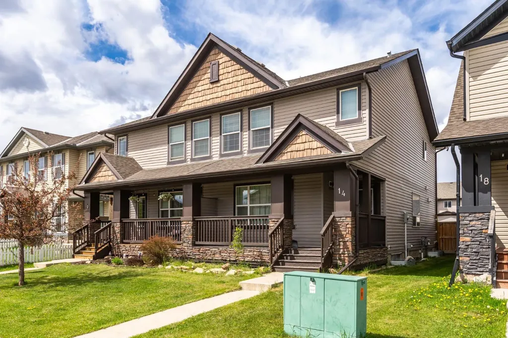 14 Luxstone Point SW Airdrie AB T4B 0H8