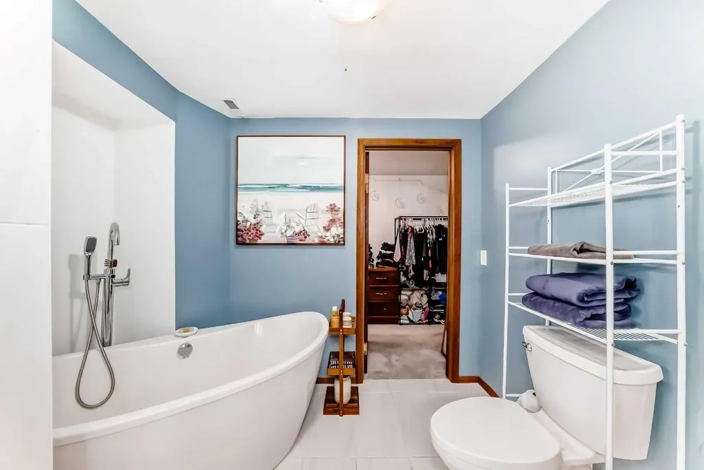 5539 Dalhart Road NW Calgary AB T3A 1S3