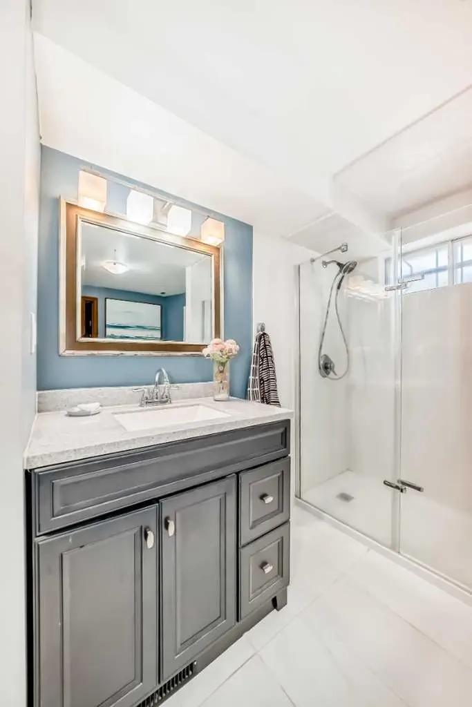 5539 Dalhart Road NW Calgary AB T3A 1S3