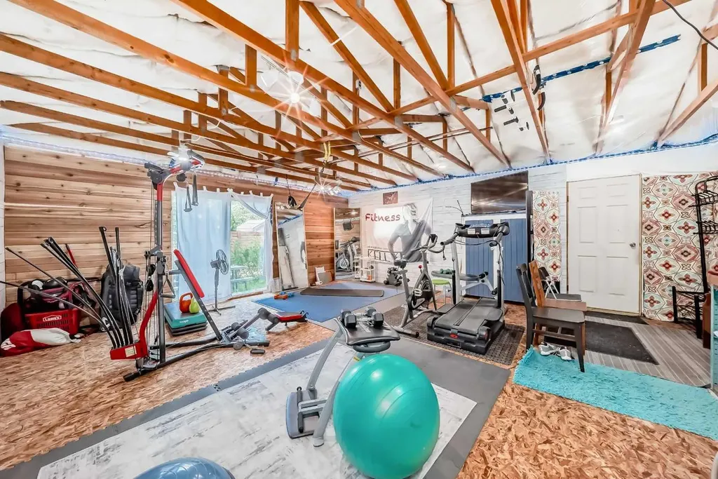 5539 Dalhart Road NW Calgary AB T3A 1S3