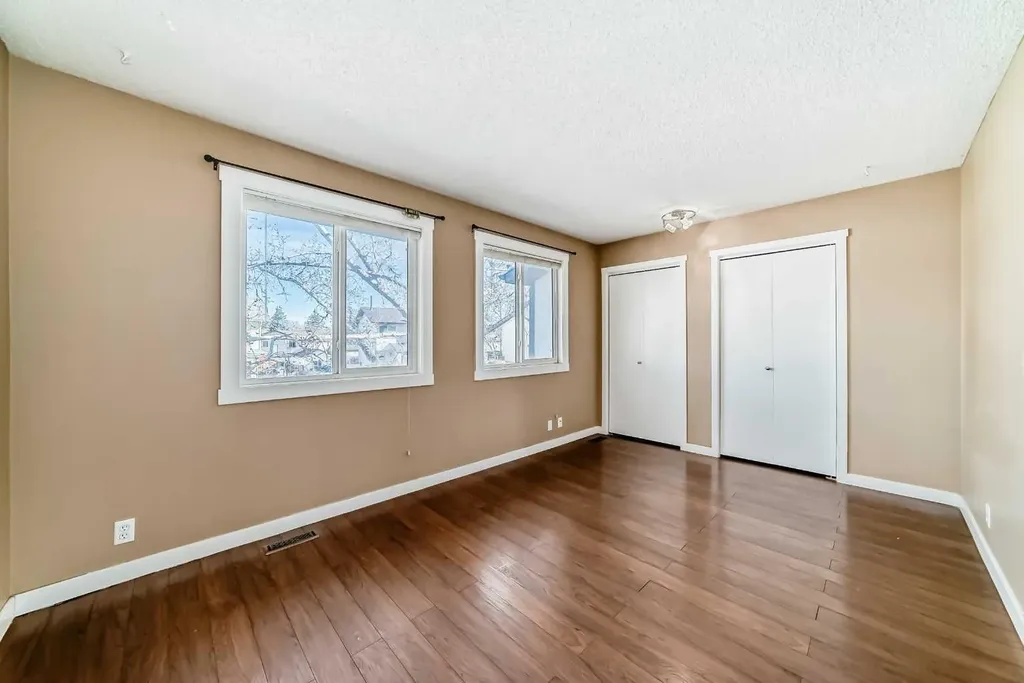 5 Falchurch Road NE Calgary AB T3J 1G6