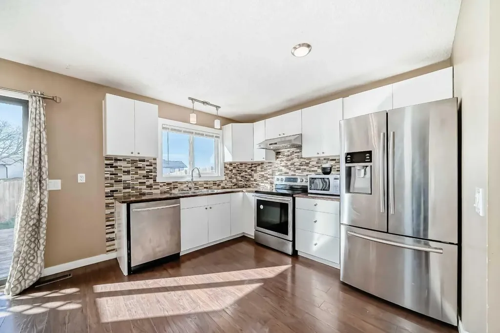 5 Falchurch Road NE Calgary AB T3J 1G6