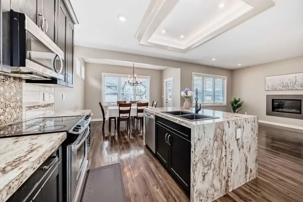 153 Van Slyke Way Red Deer AB T4R 0N7